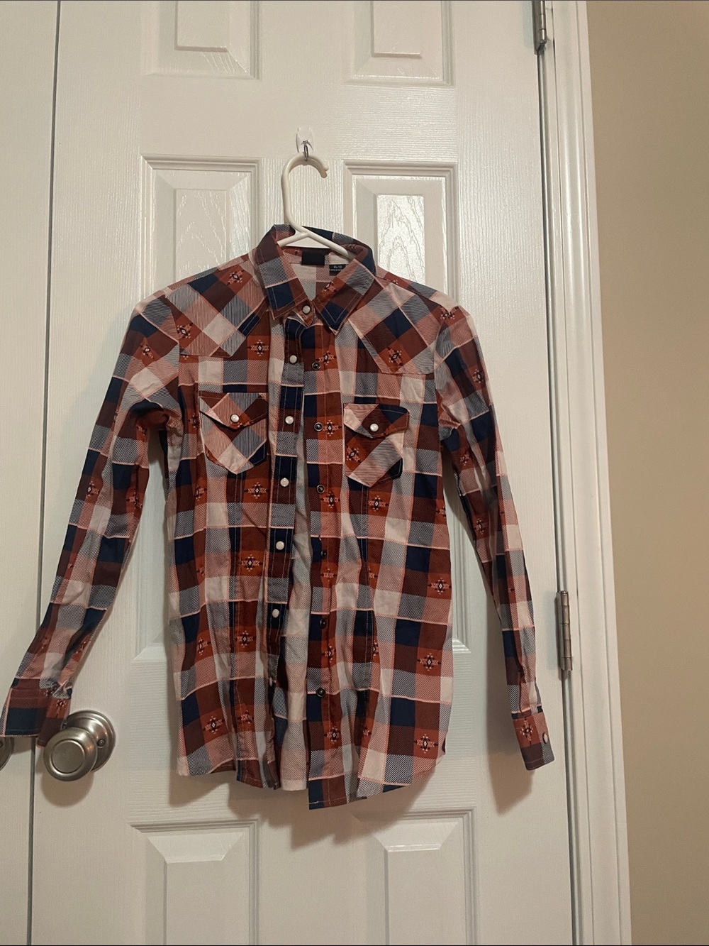 Women’s Long-Sleeve Plaid Button-Up Shirt - Rust Blue